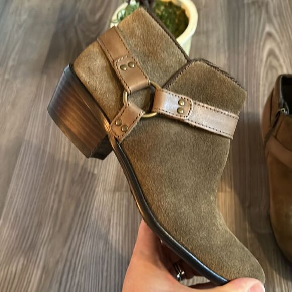 SAM EDELMAN PHOENIX GREEN AND TAN ANKLE BOOTIE GENUINE SUEDE SIZE 6 - Picture 3 of 9